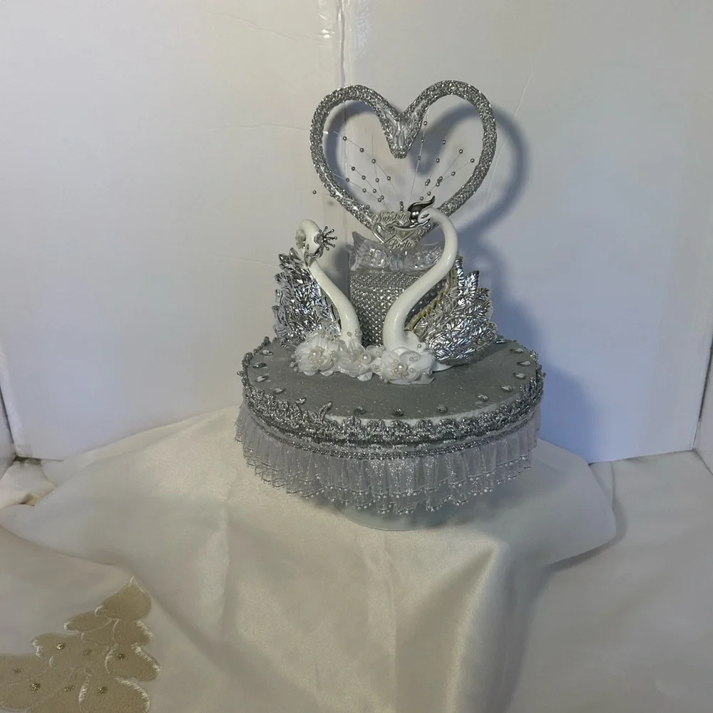 Chic Silver Swan and Heart Cake Topper